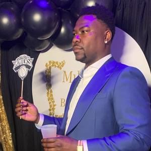 Meet your Posher, Mike